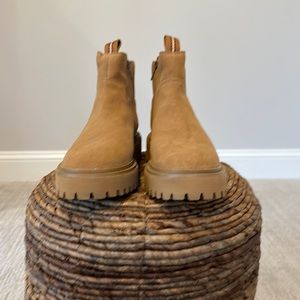 Madewell  Lug Sole Ankle boots